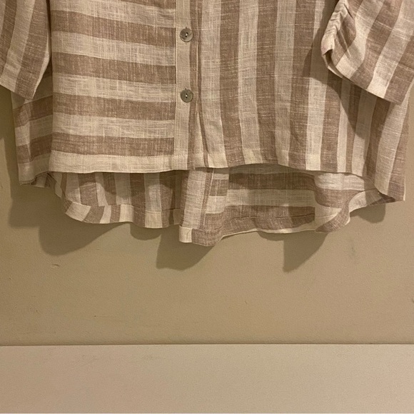 Soft Surroundings Camina Shirt Top Women's Size M Tan striped Back Zip - Picture 6 of 11